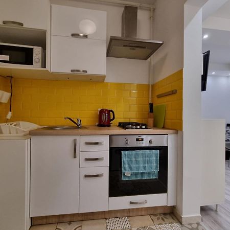 Cozy Family Apartment In Budapeste Exterior foto
