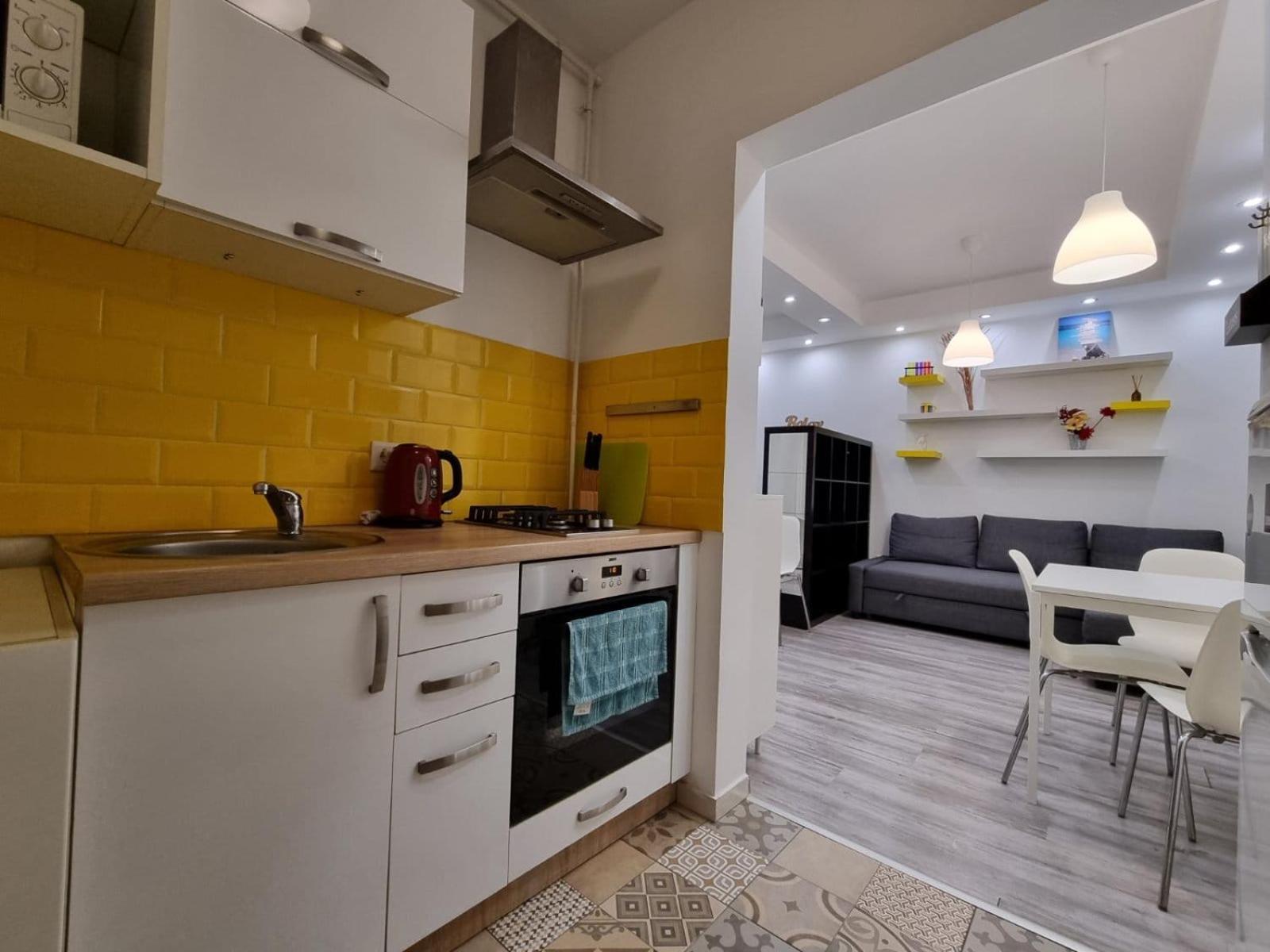 Cozy Family Apartment In Budapeste Exterior foto