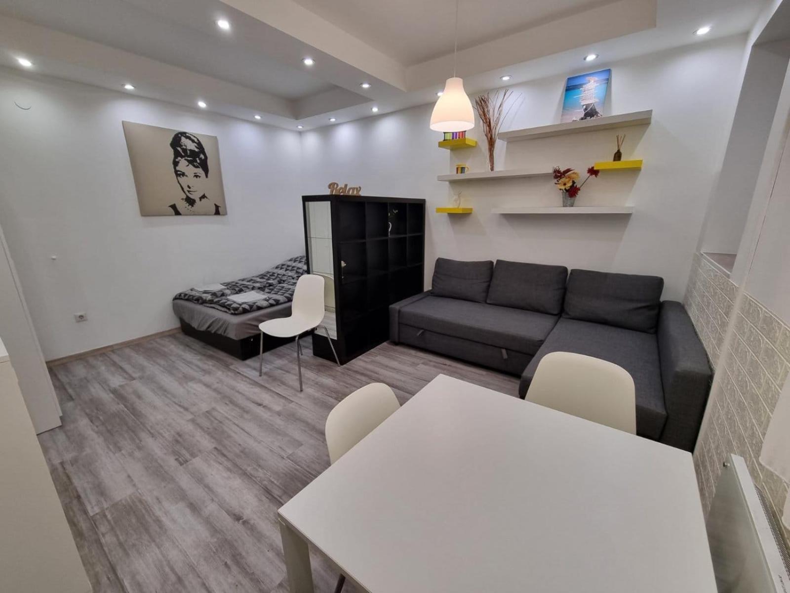 Cozy Family Apartment In Budapeste Exterior foto